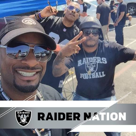 Meet your Posher, Daniel - Picture 1 of 1